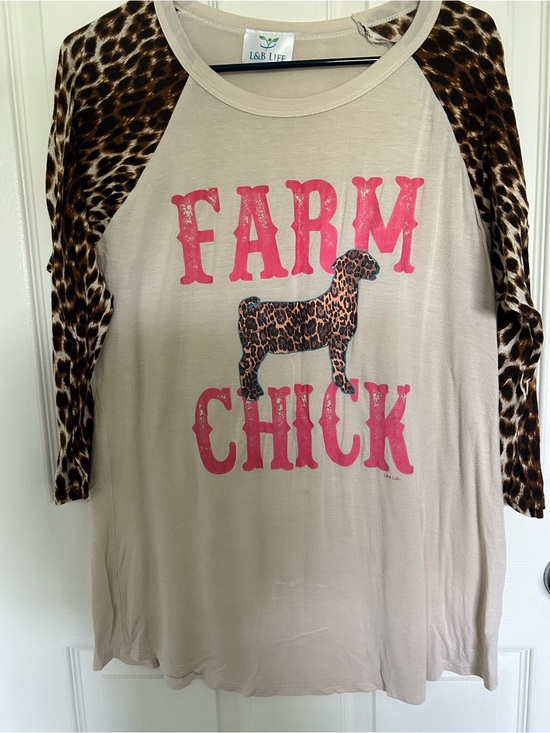 L&B Tops - Farm Chick Pink and Leopard Print Raglan Tee| Women’s Large